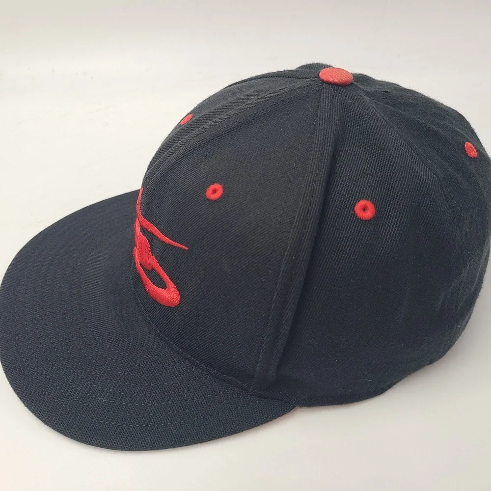 Nike Hat Fitted (Seems M-L) Black Red 6.0 Action Sports Swoosh Logo Skate Men
